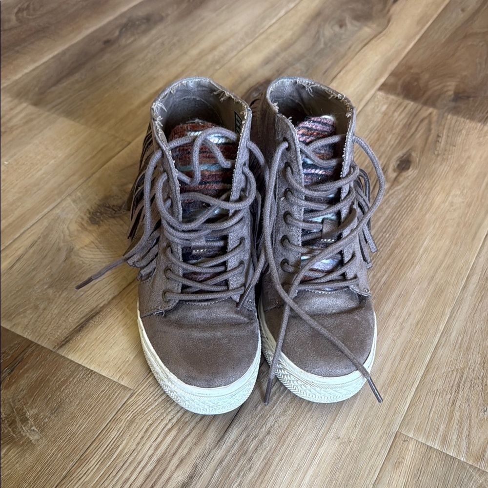 Brown High-Top Women's Sneakers